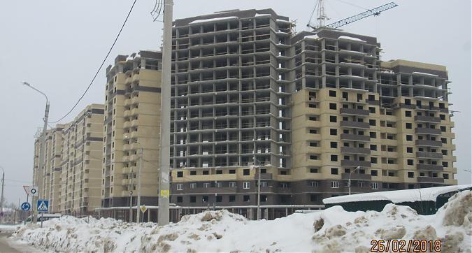 ЖК Лукино Варино, 5-й корпус, возведение наружных стен - вид с улицы Строителей, фото 1 Квартирный контроль