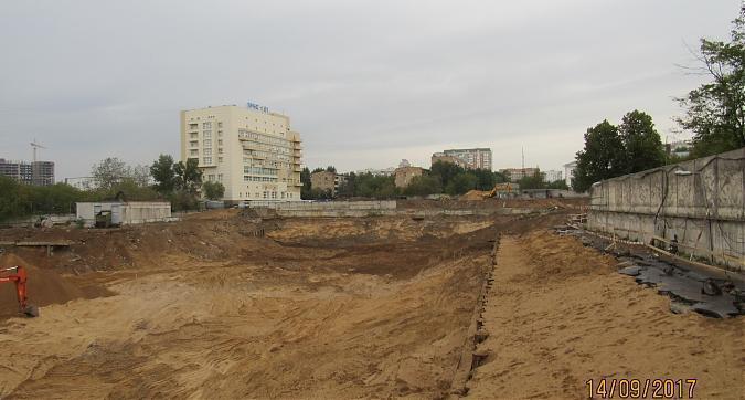 ЖК Паршина - работы по обустройству котлована, вид с улицы Паршина, фото 2 Квартирный контроль