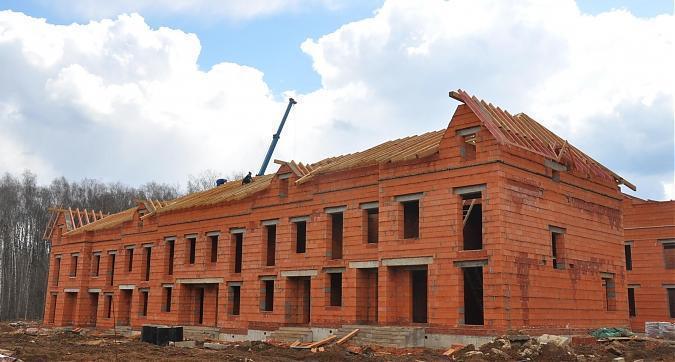ЖК Каскад парк, 33-й корпус, вид со строительной площадки Квартирный контроль