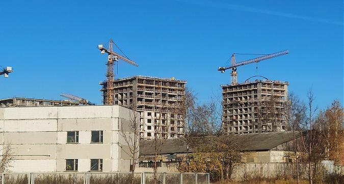 ЖК Лесопарковый, вид со стороны метро Лесопарковая, фото 3 Квартирный контроль