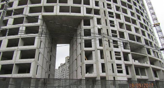 ЖК Парад Планет - в жилом комплексе проводятся монтажные работы Квартирный контроль