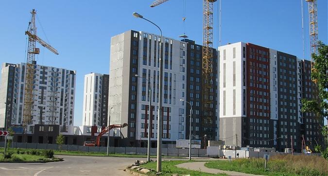ЖК Новые Ватутинки мкр Центральный, общий вид на комплекс с ул. 3-я Нововатутинская, фото - 5 Квартирный контроль