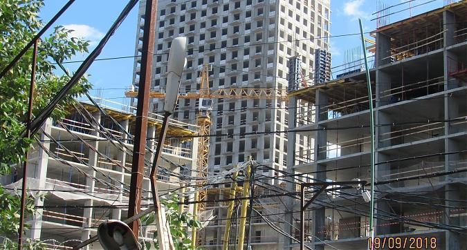 ЖК "Береговой", монолитные работы, вид с Берегового проезда, фото -2 Квартирный контроль