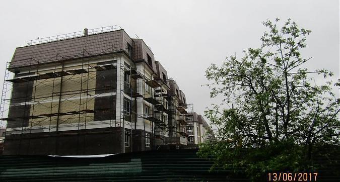 ЖК Театральный парк - вид на строящийся жилой комплекс со стороны Полевой улицы Квартирный контроль
