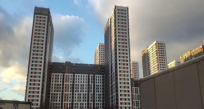 ЖК Оранж Парк, вид с ул. Строителей, фото 1 Квартирный контроль