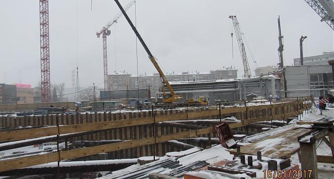 Вид с улицы Орджоникидзе на Жилой дом Байконур Квартирный контроль