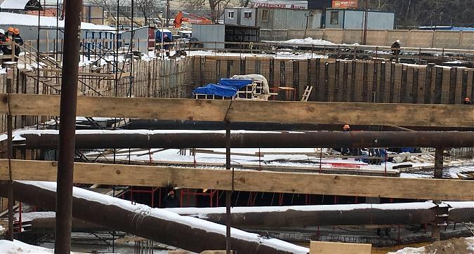 Вид с улицы Орджоникидзе на Жилой дом Байконур Квартирный контроль