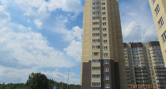 ЖК Полет, 5-й корпус - вид с улицы Дмитрия Михайлова, фото 1 Квартирный контроль