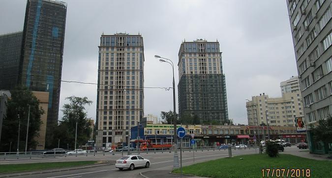 ЖК Достояние - вид с Ярцевской улицы на 1-й корпус (дома Культура и Искусство) Квартирный контроль