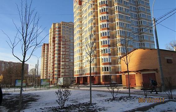 ЖК На ул. Школьная, 7 - вид на придомовую территорию со стороны Школьной улицы, фото 5 Квартирный контроль