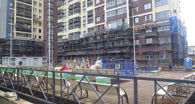 ЖК Родной город. Каховская, 1-й корпус - фасадные работы, вид с Внутреннего проезда Квартирный контроль