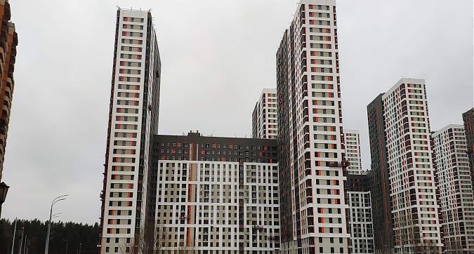 ЖК Оранж Парк, корпус 5, вид с ул. Строителей, фото 3 Квартирный контроль