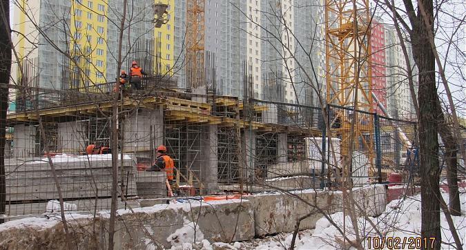 ЖК Life-Митинская Ecopark - вид на строительство  3-го корпуса с Митинской улицы Квартирный контроль