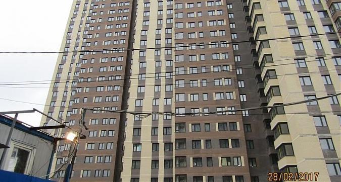 ЖК Молодёжный - вид на комплекс со стороны Центральной улицы Квартирный контроль