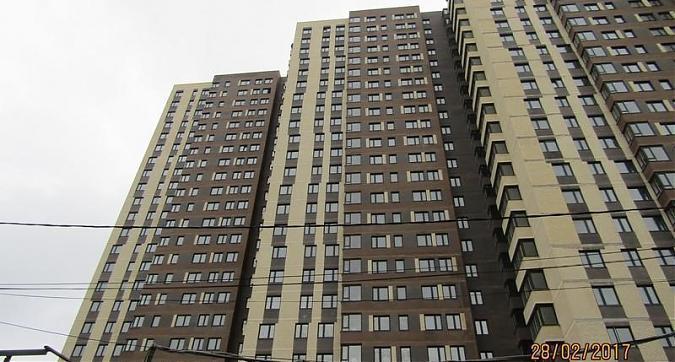 ЖК Молодёжный - вид на комплекс со стороны Центральной улицы Квартирный контроль