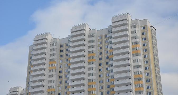 ЖК Красная горка, 27-й корпус, вид с проспекта Гагарина, фото 2 Квартирный контроль