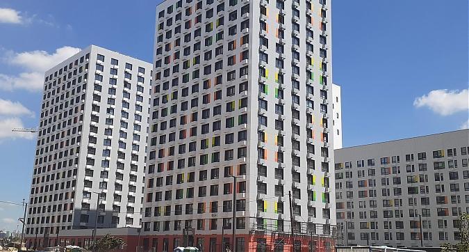 ЖК Бунинские Луга, корпуса 1.3, 1.4.1, вид с ул. Александры Монаховой, фото - 5 Квартирный контроль
