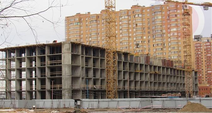 ЖК Юбилейный - монолитные работы, вид с улицы Коминтерна, фото 1 Квартирный контроль