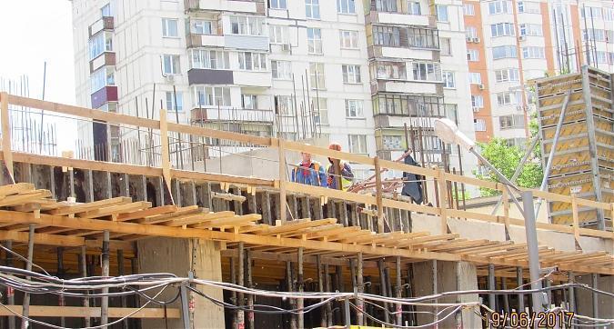 ЖК Монодом (Комплекс апартаментов Monodom) - вид с Международной улицы Квартирный контроль