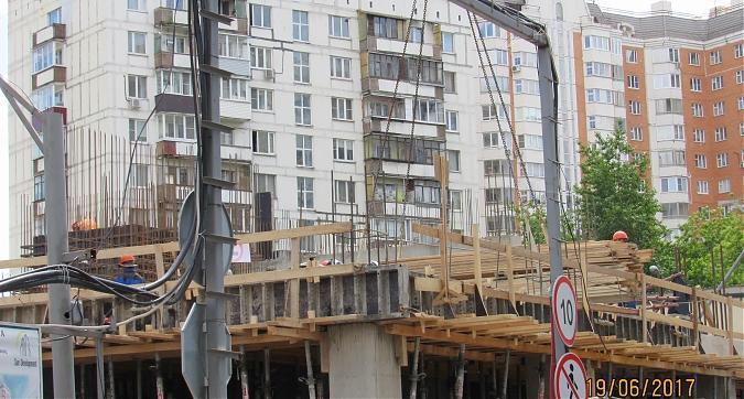 ЖК Монодом (Комплекс апартаментов Monodom) - вид с Международной улицы Квартирный контроль