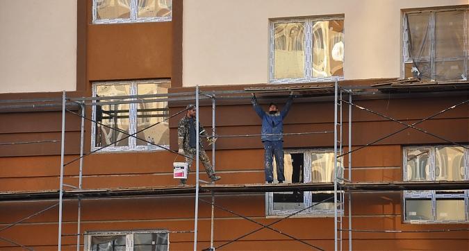 ЖК Государев дом, корпус 44, демонтаж строительных лесов, вид со стороны Солнечного бульвара Квартирный контроль
