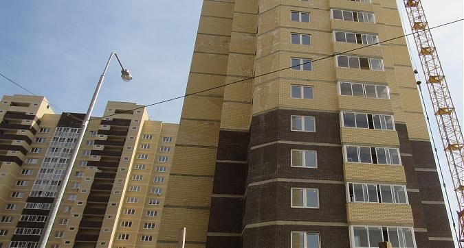 ЖК Полет, 5-й корпус - ведутся работы по возведению наружных стен, вид с улицы Дмитрия Михайлова, фото 2 Квартирный контроль