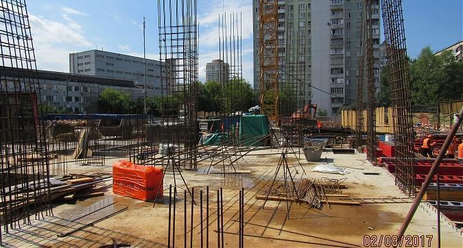 ЖК Дом на Сходненской - вид с улицы Фабрициуса на строительство 1-й секции Квартирный контроль