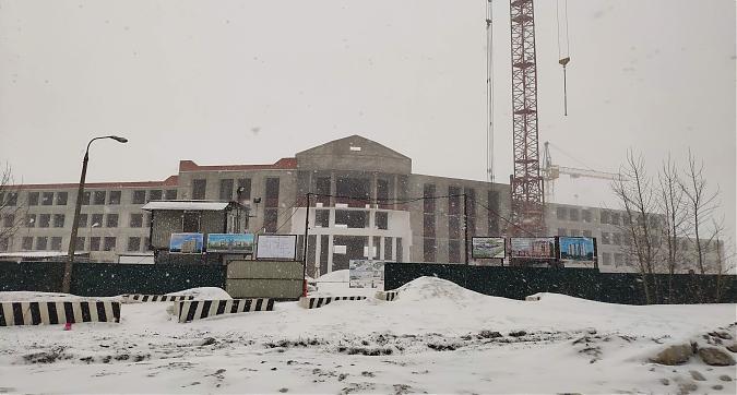 ЖК Лесные озера (К-2), школа, вид с Угрешской ул., фото 8 Квартирный контроль