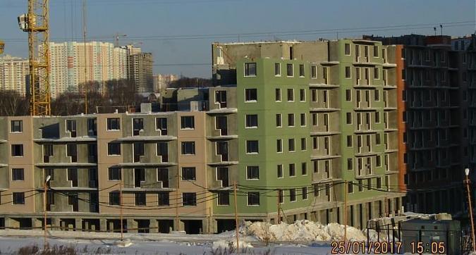 ЖК Мир Митино - вид на корпус 7 со стороны посёлка Рождествено Квартирный контроль