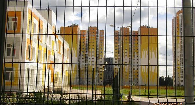 ЖК Зеленоградский - вид на территорию школы Квартирный контроль