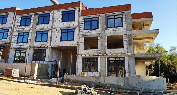 ЖК Май, корпус Астильба, вид с Туровской ул., фото 10 Квартирный контроль