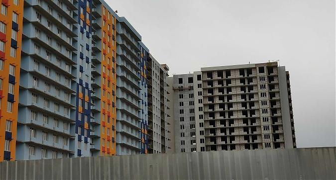 ЖК Лидер парк, корпус 4, вид с просп. Астрахова, фото 8 Квартирный контроль