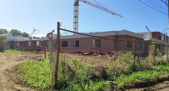 ЖК Театральный парк, корпуса 35-40 и 42, вид с ул. Полевой, фото 1 Квартирный контроль