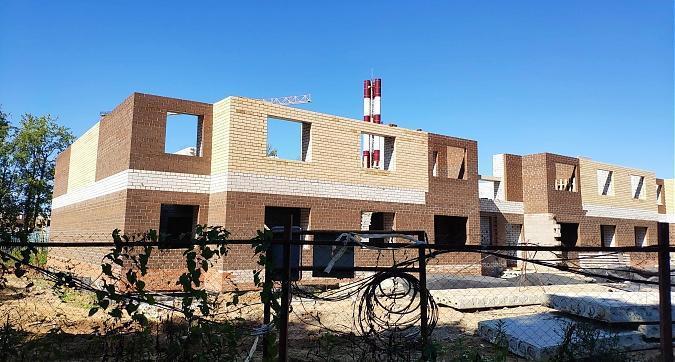 ЖК Театральный парк, корпуса 35-40 и 42, вид с ул. Полевой, фото 3 Квартирный контроль