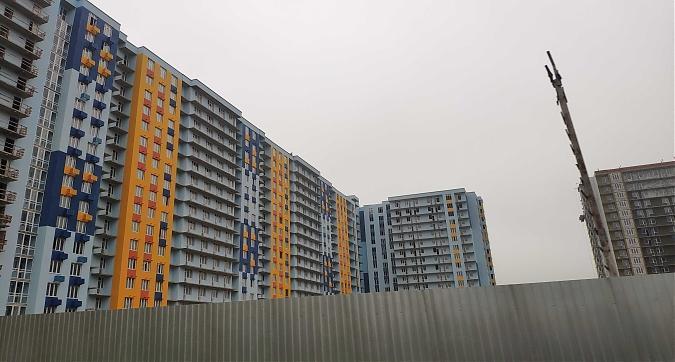ЖК Лидер парк, корпус 5, вид с просп. Астрахова, фото 4 Квартирный контроль