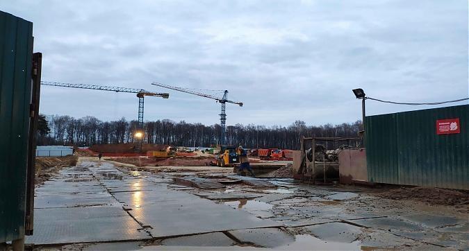 ЖК Микрогород "В лесу", вид на строительство третьей очереди с ул. Знаменской, фото 4 Квартирный контроль