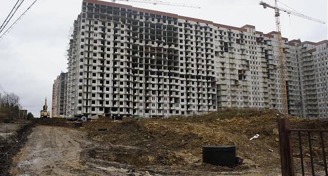 ЖК Зеленые аллеи, вид с бульвара Зеленые Аллеи, фото 3 Квартирный контроль