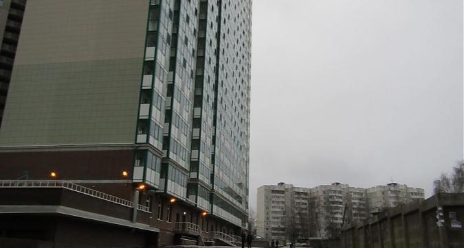 ЖК Изумрудные Холмы - придомовая территория около корпуса 15 Квартирный контроль