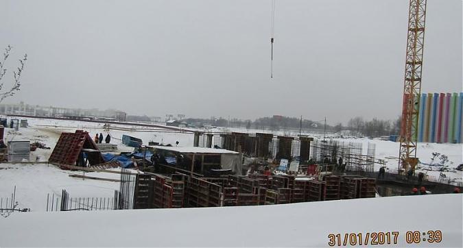 Мкрн Новорижские кварталы - вид на строительную площадку с восточной стороны Квартирный контроль