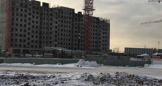 Вид с Сельскохозяйственной улицы на жилой комплекс Березовая Аллея Квартирный контроль
