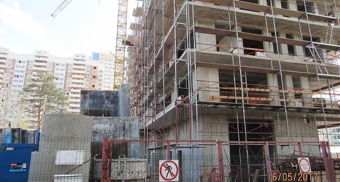 ЖК Янтарь-Apartments (Комплекс апартаментов Янтарь-Apartments) - вид со двора Квартирный контроль
