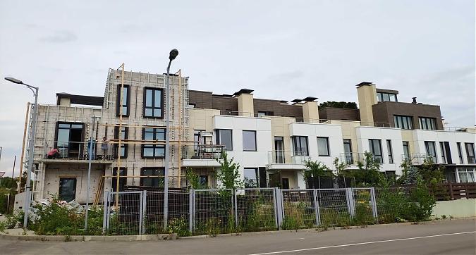 ЖК Загородный Квартал, таунхаусы 41-60, вид с Шереметьевской ул., фото 1 Квартирный контроль
