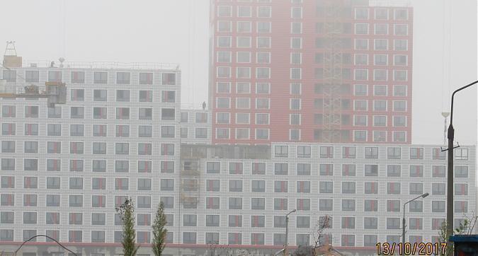 ЖК Измайловский лес (ЖК Озерный) - вид на корпус 1.1 и 1.2 с улицы станция стройка, фото 3 Квартирный контроль