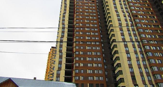 ЖК Молодёжный - вид на комплекс со стороны Центральной улицы Квартирный контроль