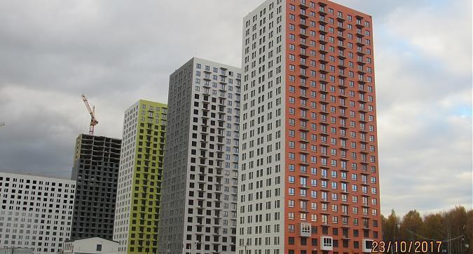 ЖК Саларьево парк, 1-й 2-й и 3-й и 4-й корпуса, вид со стороны метро Саларьево, фото 1 Квартирный контроль