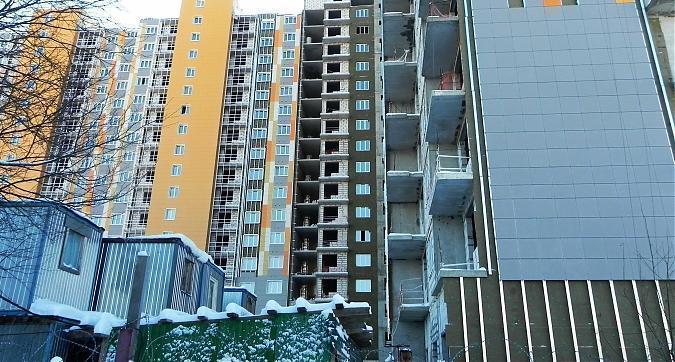ЖК "Андреевка" - внутридворовый фасад здания с декоративной отделкой Квартирный контроль