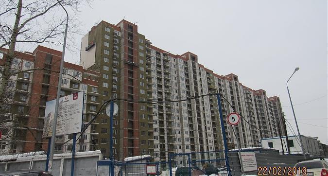 ЖК Новогиреевский, 2-й корпус - фасадные работы, вид с улицы Строителей, фото 1 Квартирный контроль