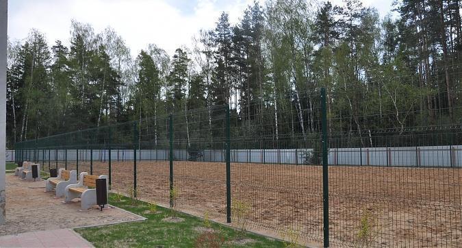 Футбольное поле вблизи 6-го корпуса Мкр Новое Бисерово Квартирный контроль