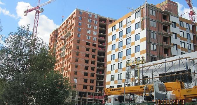 ЖК Москвичка - 4-й корпус, остекление окон, вид с восточной стороны, фото 2 Квартирный контроль