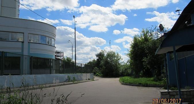 Планируемое место строительства ЖК Дом на Дегунинской - вид со стороны Дегунинской улицы Квартирный контроль